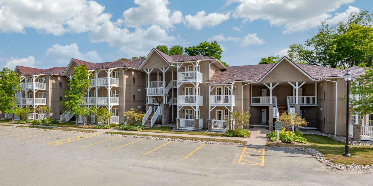 Carriage Country Club - carriage-country-club-exterior
