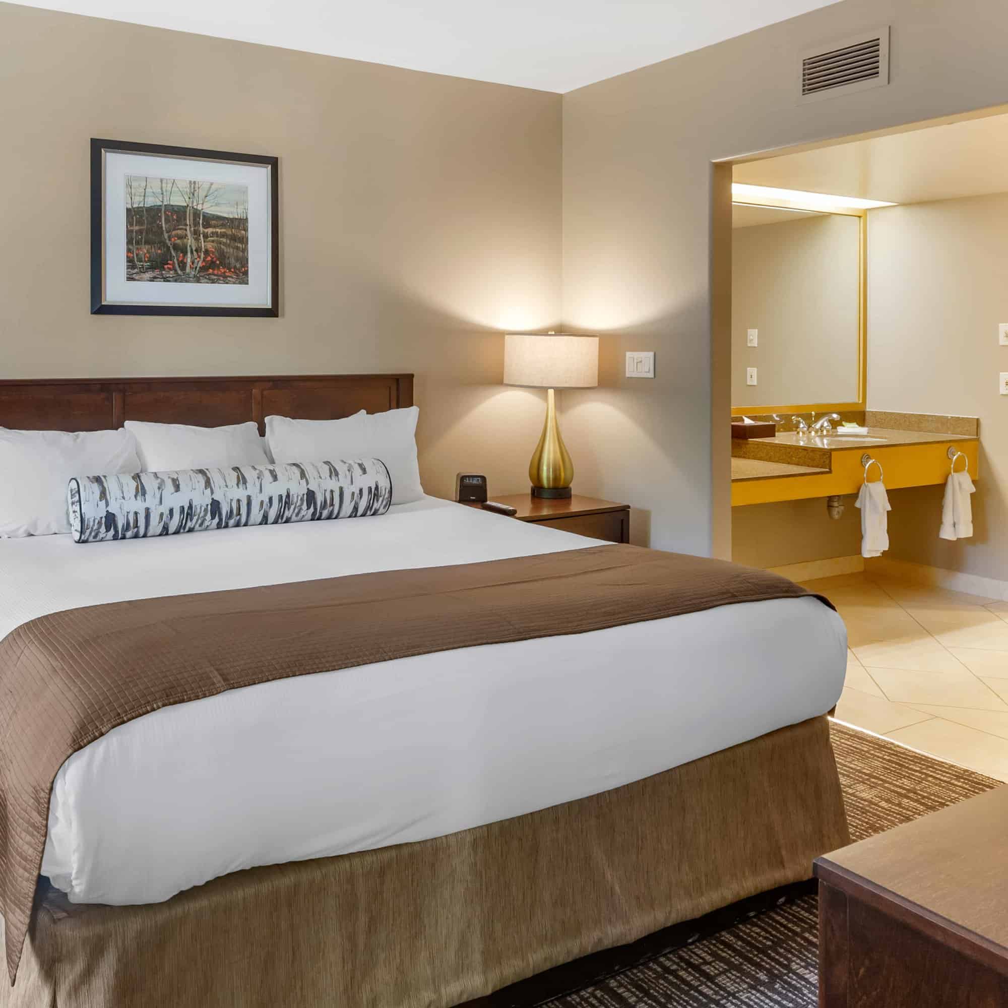 carriage country club bedroom ensuite